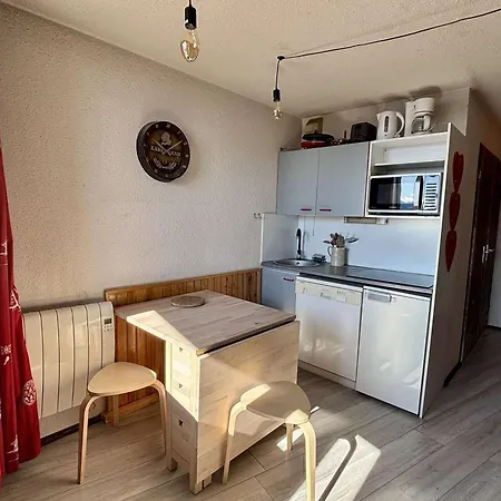 Cosy 2 Pieces, 5 Pers, Balcon Sud, Quartier De L'eclose, Proche Pistes/skis - Fr-1-405-26 Appartamento *